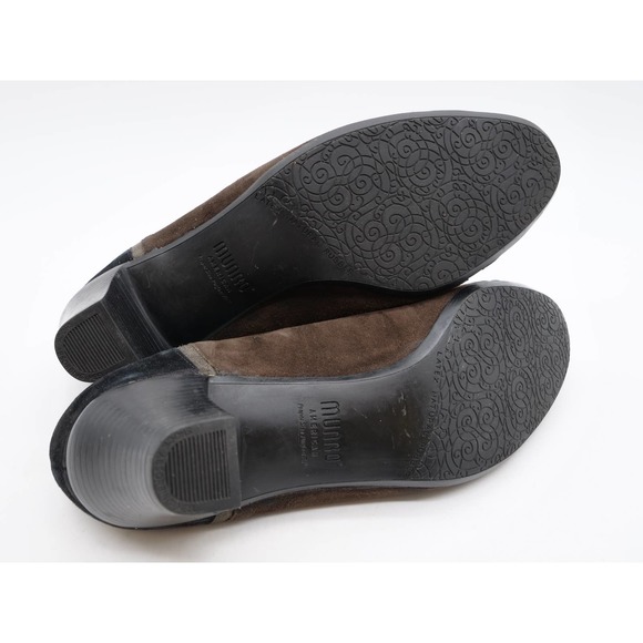 Munro Pumps Womens 8.5 Brown Suede Black Cap Toe Slip On Comfort Career Heels - Picture 11 of 11